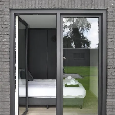 The White Oak - Luxe 4 Persoons Bungalow Met Prive Sauna Voorthuizen Exterior photo