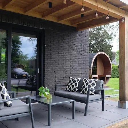 The White Oak - Luxe 4 Persoons Bungalow Met Prive Sauna Voorthuizen Exterior photo
