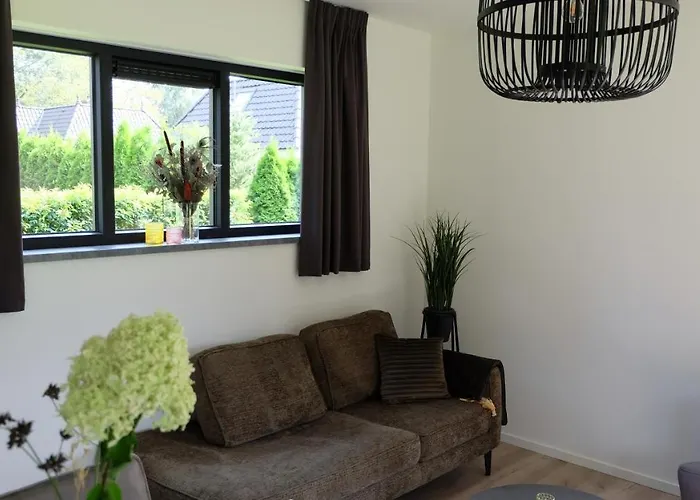 The White Oak - Luxe 4 Persoons Bungalow Met Prive Sauna